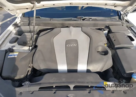 2012 Hyundai Genesis 3.8 from USA, damaged, VIN KMHGC4DD8CU175826